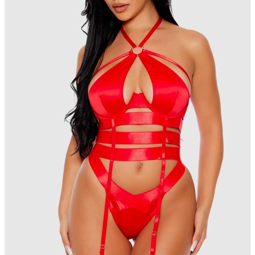 SATIN STRAPPY BUSTIER LINGERIE SET! ❤️❤️